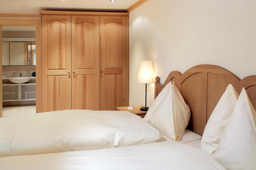 Hotel Bellerive Gstaad Zimmer foto