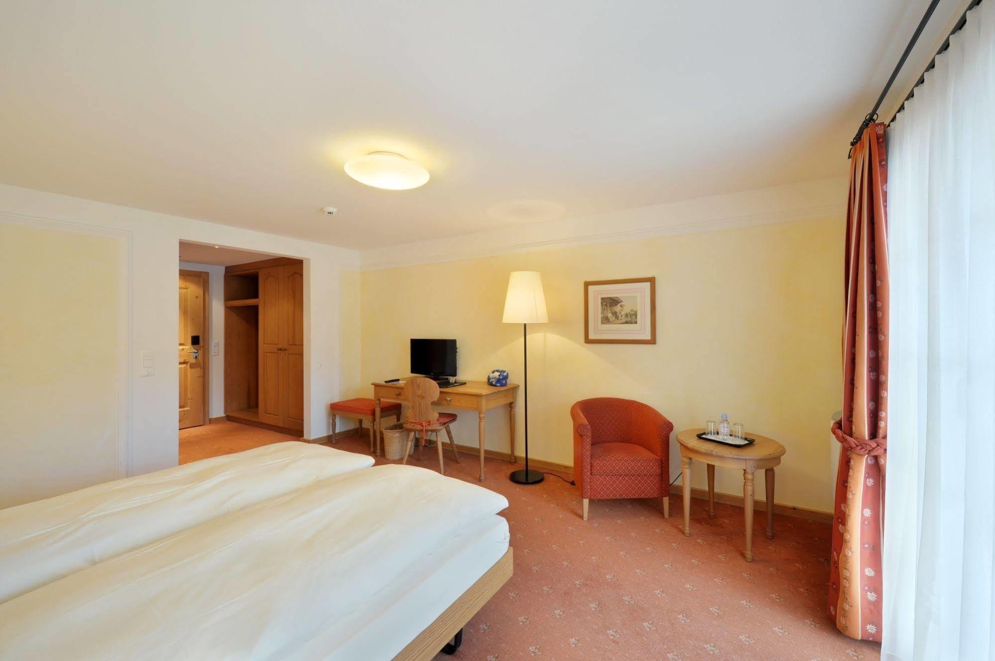 Hotel Bellerive Gstaad Exterior foto